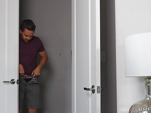 FFM interracial three-way with sweet white girl Lily Lou and phat ass ebony Anna Sky