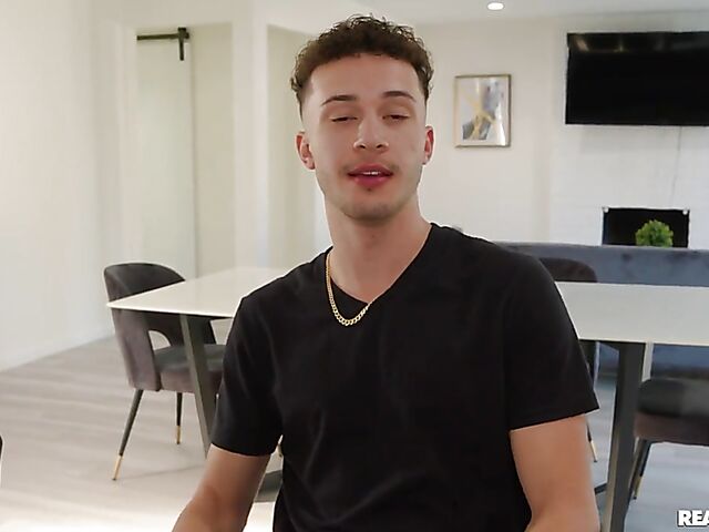 Exotic Numi Zarah with big natural boobs gets slammed on the couch