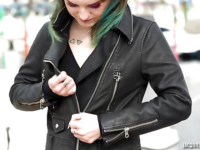 Alt girl with small pierced tits Trixy Kitty craves double penetration