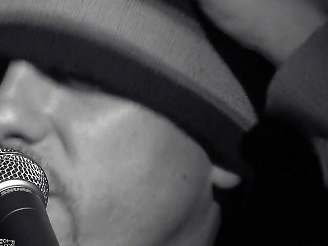 Abbey Brooks and Taylor Kurtis' classic lesbian sex with toys