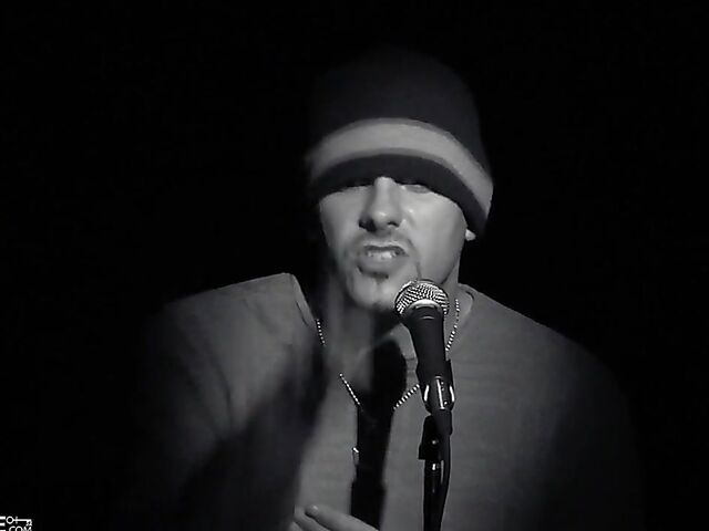 Abbey Brooks and Taylor Kurtis' classic lesbian sex with toys