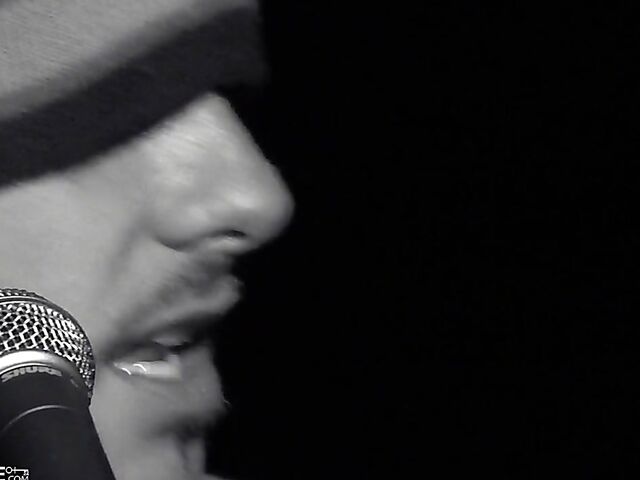 Abbey Brooks and Taylor Kurtis' classic lesbian sex with toys