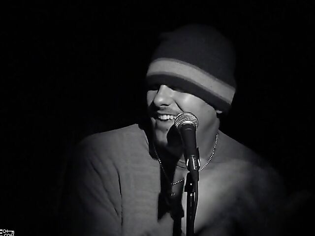 Abbey Brooks and Taylor Kurtis' classic lesbian sex with toys