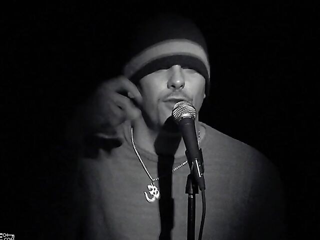 Abbey Brooks and Taylor Kurtis' classic lesbian sex with toys