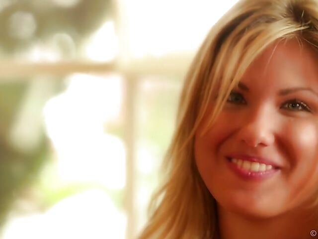 Aubrey Addams - Babyface blonde masturbation outside and interview