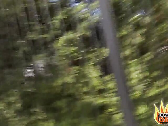 Outdoor threesome with German blonde Jessy Key