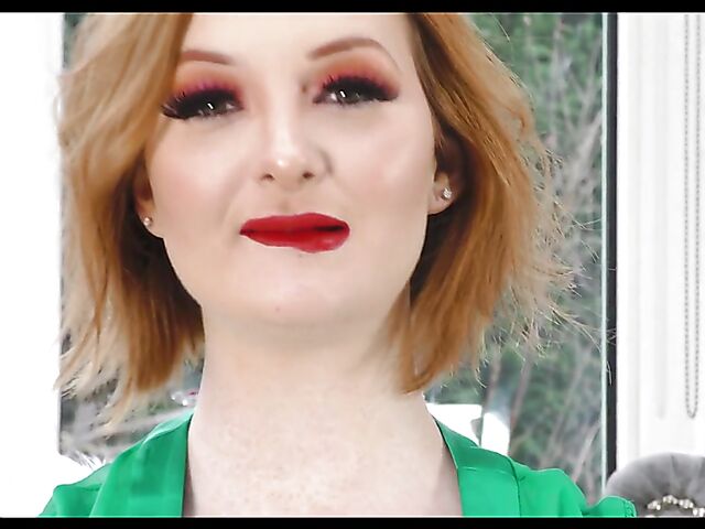 Zara Durose - MILF dildo lover in lingerie and high heels