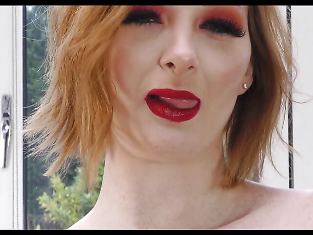 Zara Durose - MILF dildo lover in lingerie and high heels