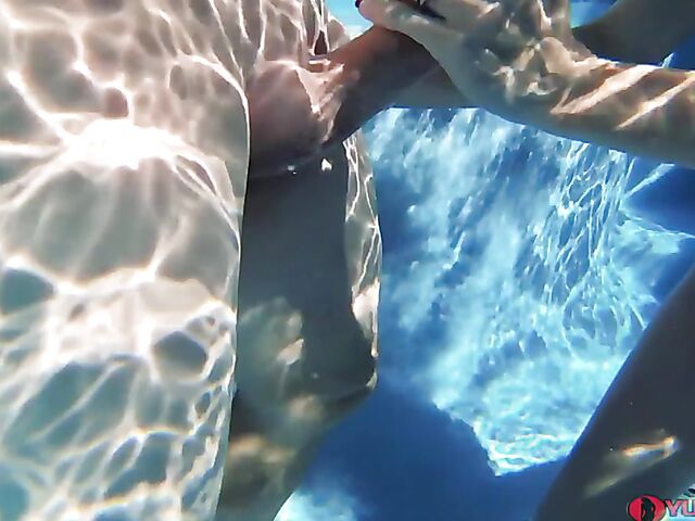Bikini MILF underwater sex in the pool with anal fucking and vaginal creampie featuring Sofie Marie