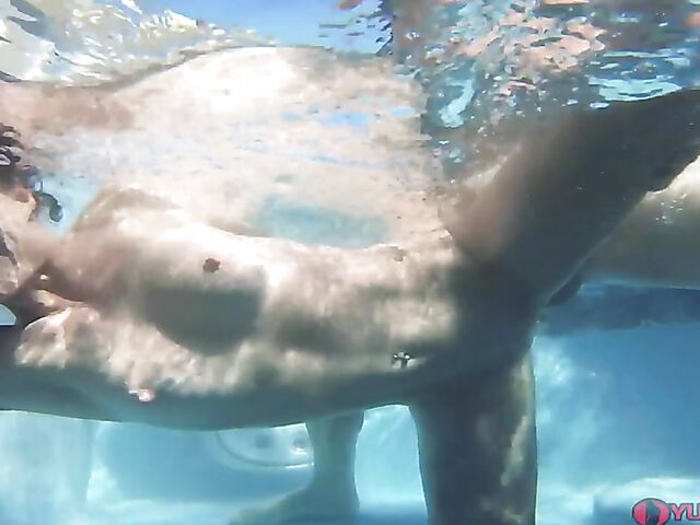 Bikini MILF underwater sex in the pool with anal fucking and vaginal creampie featuring Sofie Marie