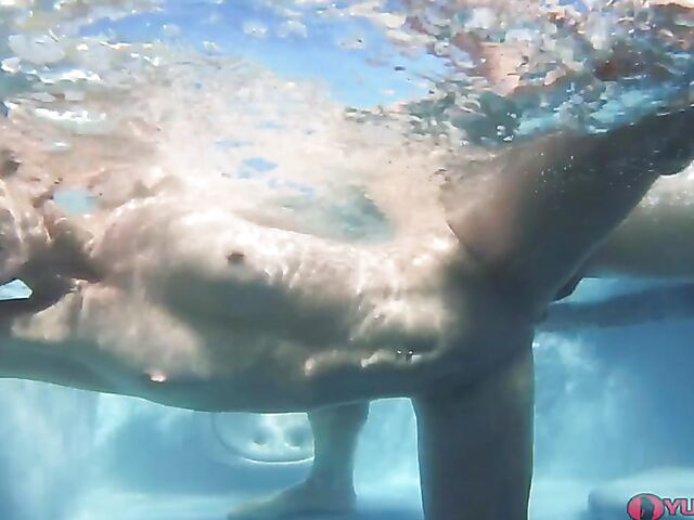 Bikini MILF underwater sex in the pool with anal fucking and vaginal creampie featuring Sofie Marie