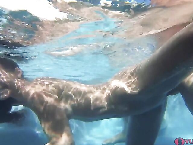 Bikini MILF underwater sex in the pool with anal fucking and vaginal creampie featuring Sofie Marie