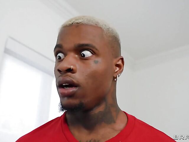 Kelsi Monroe & Dixie Lynn - Every woman wants to fuck that black cock