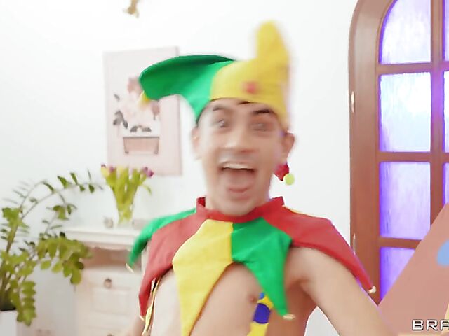 Jack in the box fucks busty ebony milf Ebony Mystique