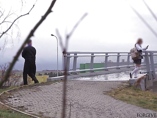 Naive college girl gets tricked into fucking