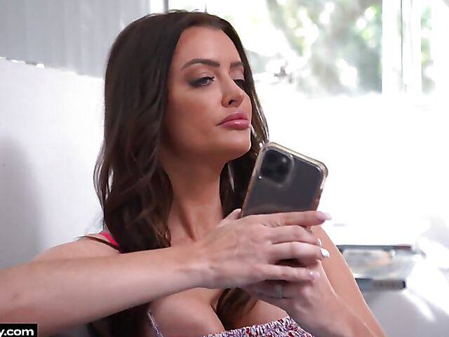 Linzee Ryder - MILF interracial black cock craving