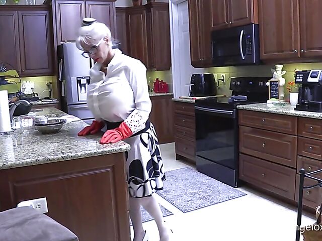 Big tits mature housewife Sally Dangelo gets horny
