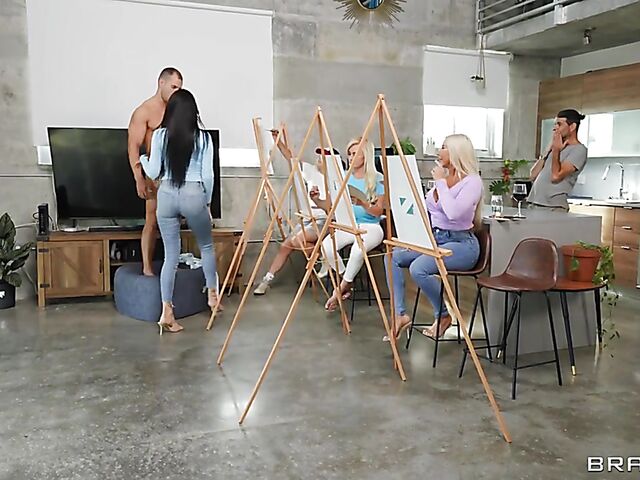 Robbin Banx and MJ Fresh have a hot threesome with nude model Duncan Saint