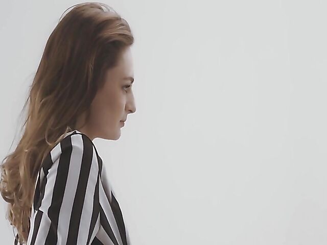 Leanne Lace gets eaten out by lesbian photographer Sylvia