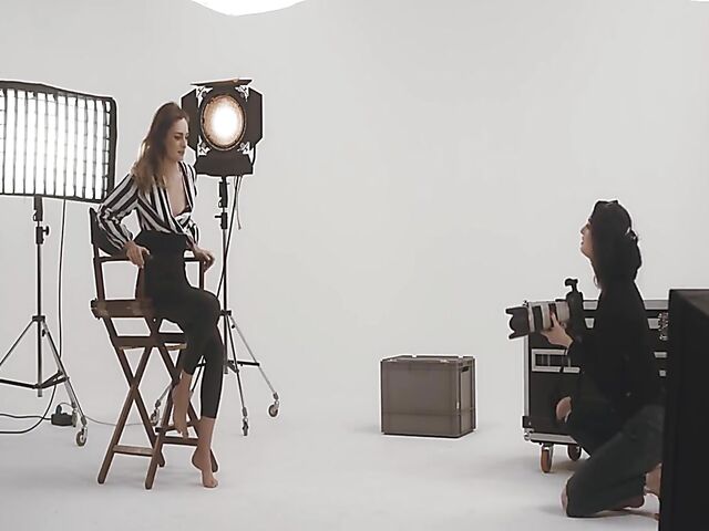 Leanne Lace gets eaten out by lesbian photographer Sylvia