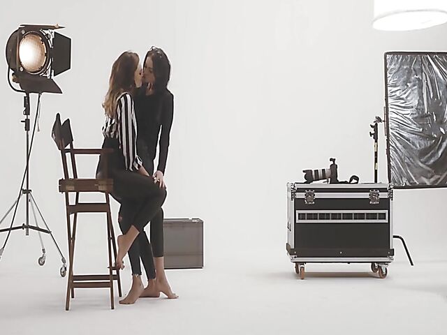 Leanne Lace gets eaten out by lesbian photographer Sylvia