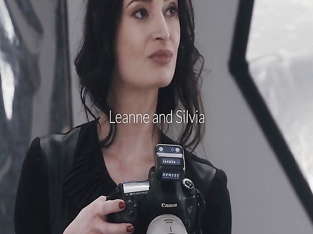 Leanne Lace gets eaten out by lesbian photographer Sylvia