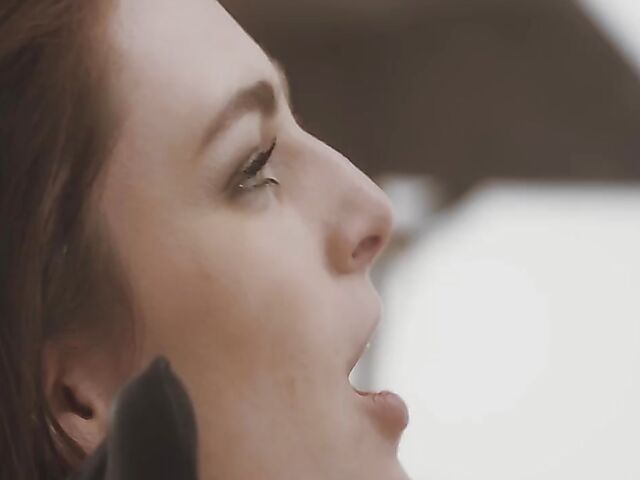 Leanne Lace gets eaten out by lesbian photographer Sylvia