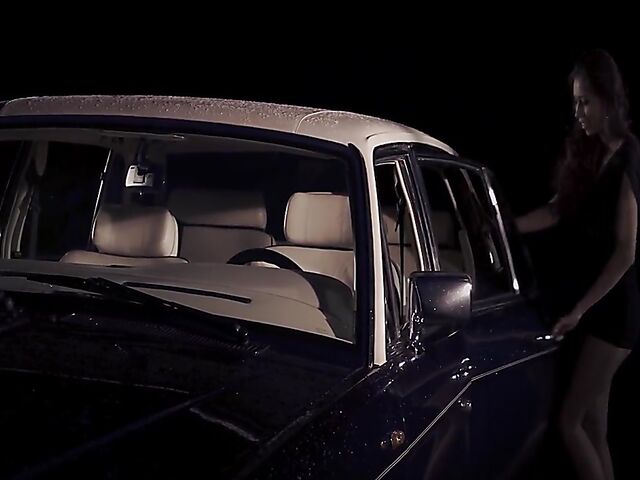 Paula Shy - Car masturbation in the night