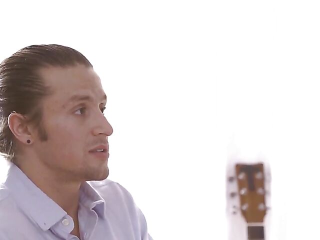 Jay Romero loves fucking Alexia Anders' exotic shaved pussy