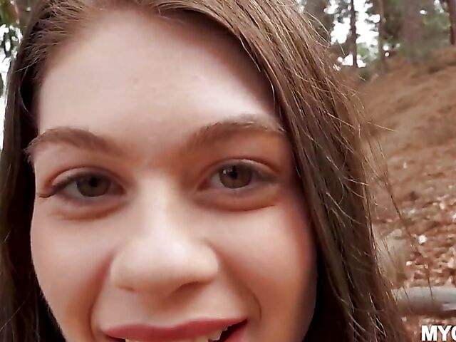 Outdoor quickie with cute young Marina Woods is just the beginning