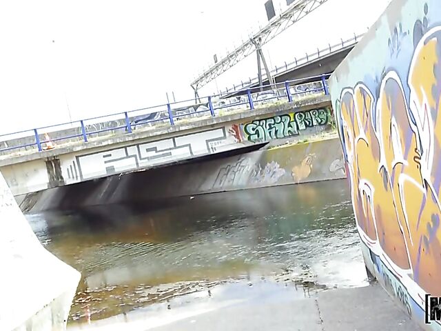 Ripped yoga pants on big ass latina Annie Reis and public POV sex