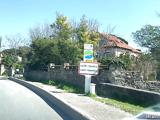 21-year-young French babe Sarah does porn in Saint-Tropez