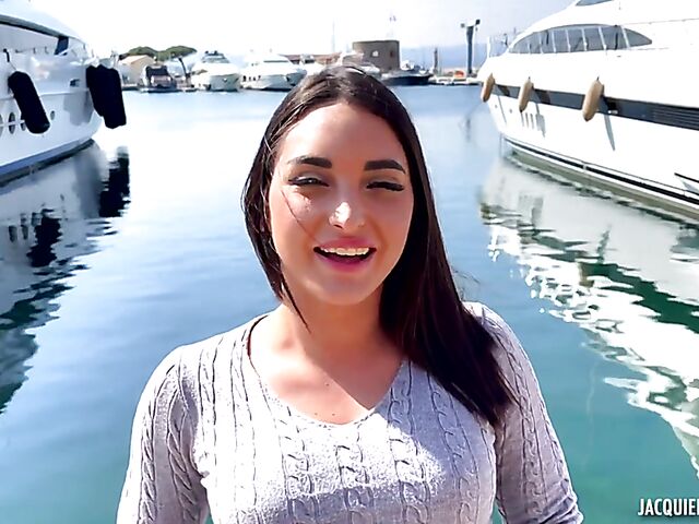 21-year-young French babe Sarah does porn in Saint-Tropez
