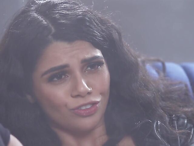 Dark-haired Harley Haze's hot dildo masturbation session on the couch