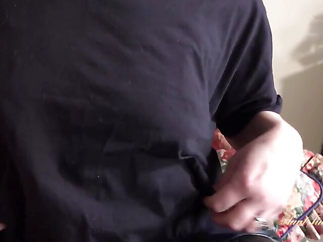 POV MILF in crotchless panties Aurora is horny for you