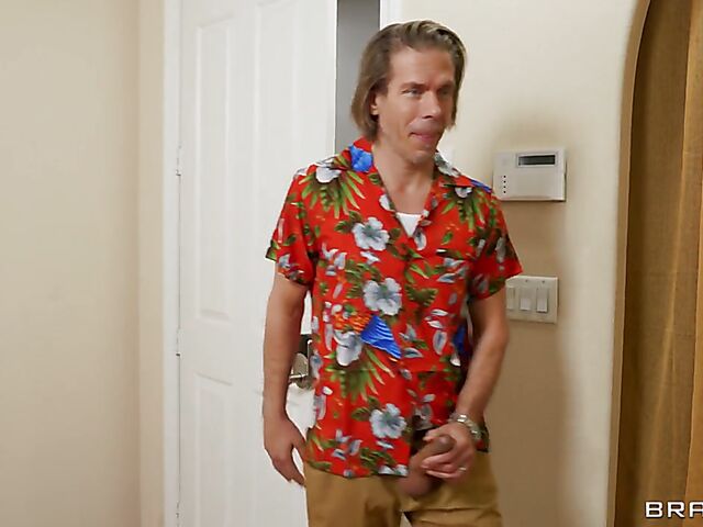 Mick Blue loves interracial FFM dream 3some with Asteria Diamond and Slimthick Vic