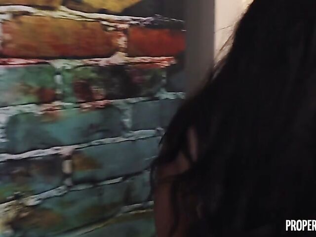 Middle Eastern natural busty babe Numi Zarah gets shagegd