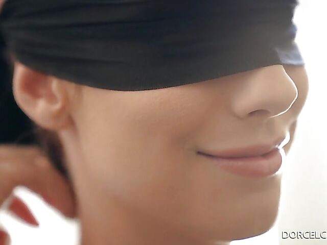 Shona River's blindfolded threesome with DP