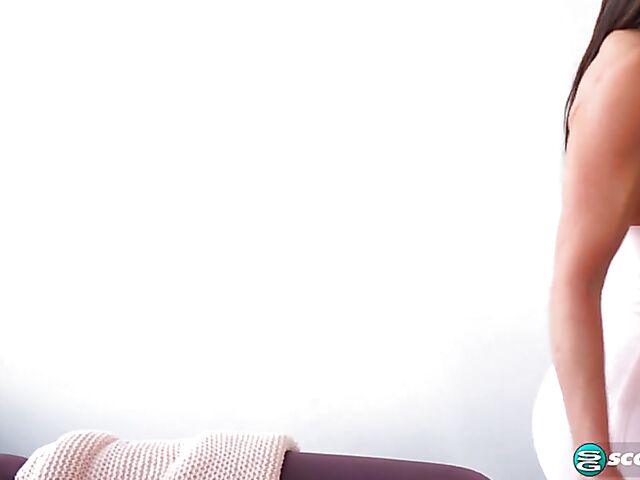 Athletic MILF with big fake tits Nina Elle seduces a guy like a pro