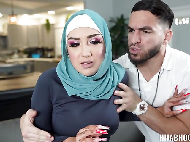 Muslim sex with Violet Gems who sucks and fucks wearing a hijab