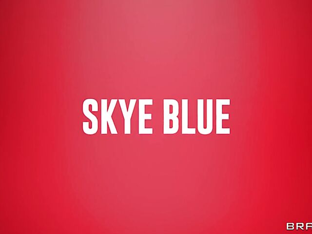 Hot lingerie fuck with seductive Skye Blue