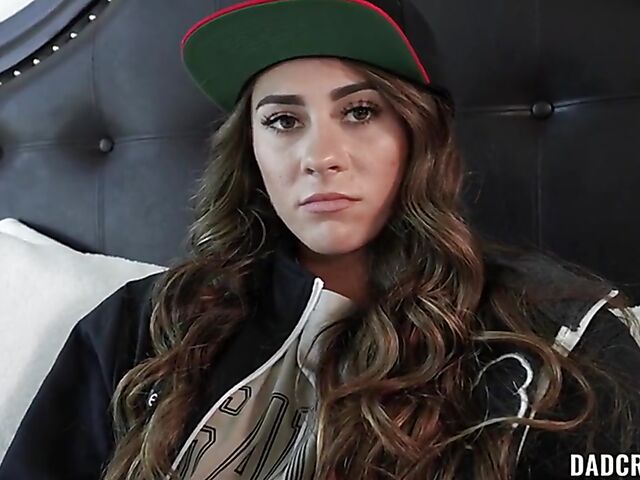 Skinny stepdaughter with small boobs Mackenzie Mace is her daddy's plaything