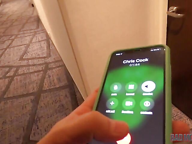 Linzee Ryder - Gorgeous big tits MILF POV