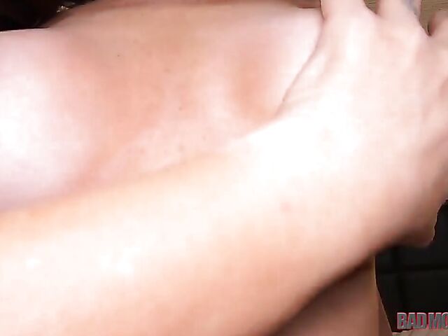 Linzee Ryder - Gorgeous big tits MILF POV