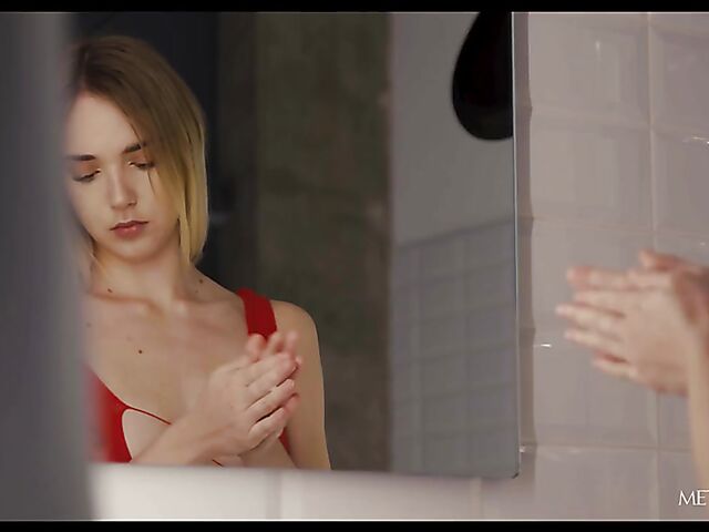 Erotic shower masturbation with charming Oxana Chic