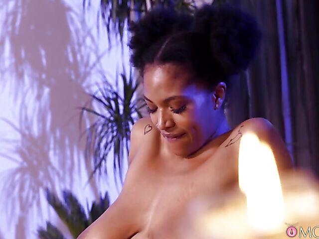 Interracial lesbian big tits stockings porn with ebony Tina Fire and amazing MILF Nicole