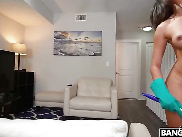 Extra cash for hot dirty maid Cassie Del Isla