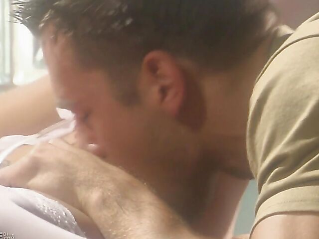 Passionate sex in white stockings with exotic Gianna Lynn