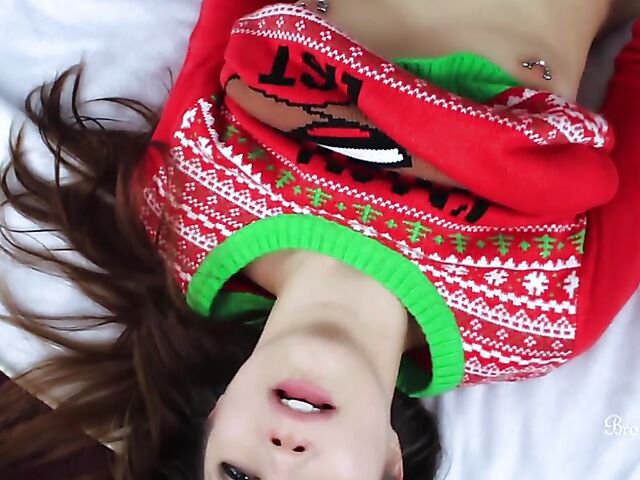 Christmas blowjob POV and cum on Brookelynne Briar's face