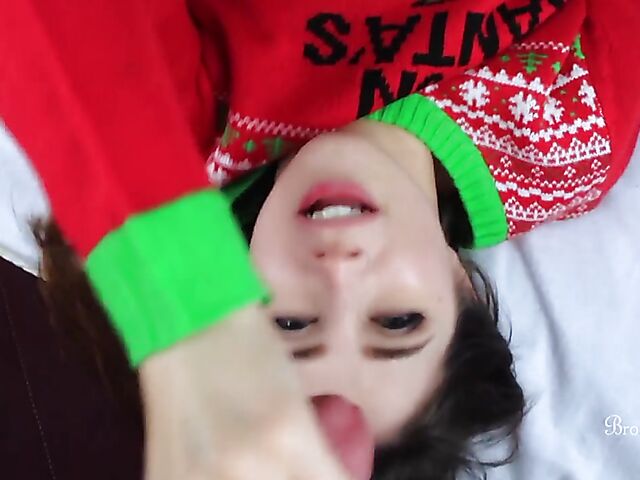 Christmas blowjob POV and cum on Brookelynne Briar's face